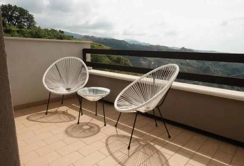 デラックスの4人部屋, Locanda Degli Ulivi