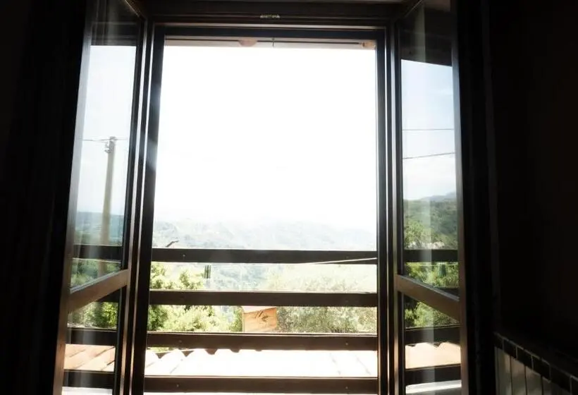 景色の見えるトリプルスタンダードルーム, Locanda Degli Ulivi