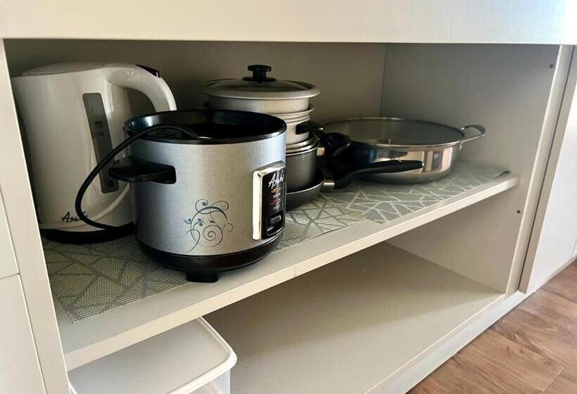 استودیو استاندارد با بالکن, Near Mactan Airport Condo By Isla Stays