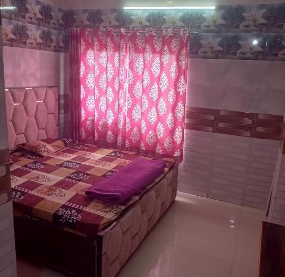 Номер Deluxe, Chitrakoot