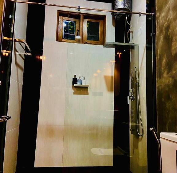 Номер Стандарт, Coffee House Dambulla