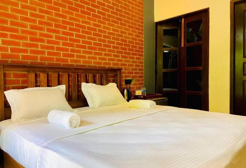 Номер Стандарт, Coffee House Dambulla