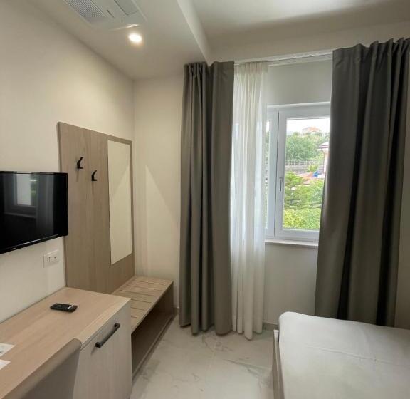 اتاق استاندارد, Diadema