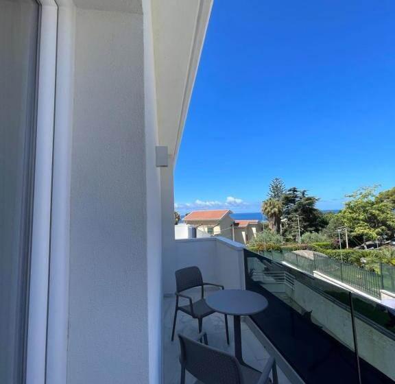 Triple Room Sea View, Diadema