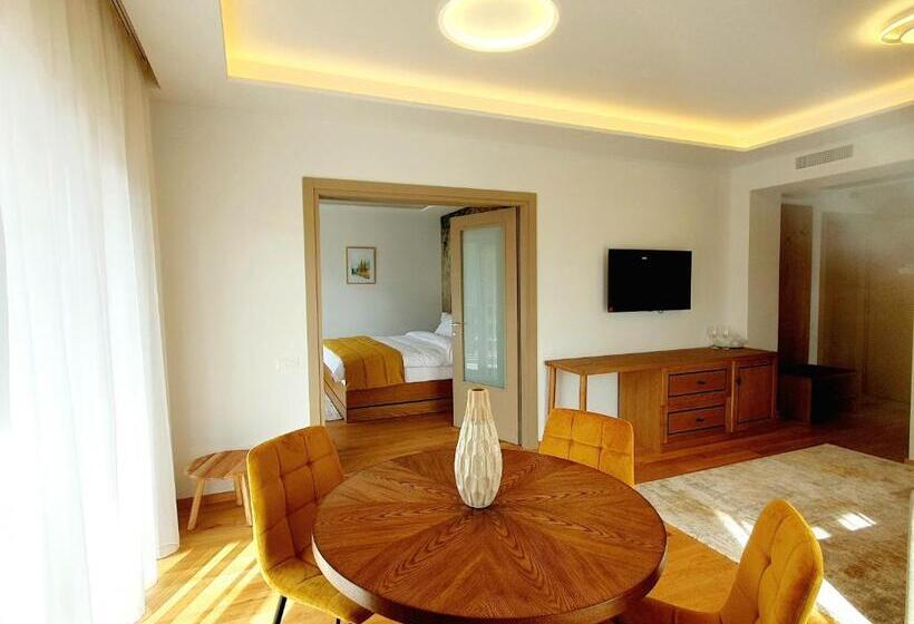 Апартаменты 1 Спальня с Балконом, Pensiunea Leonida   Resort Leonida