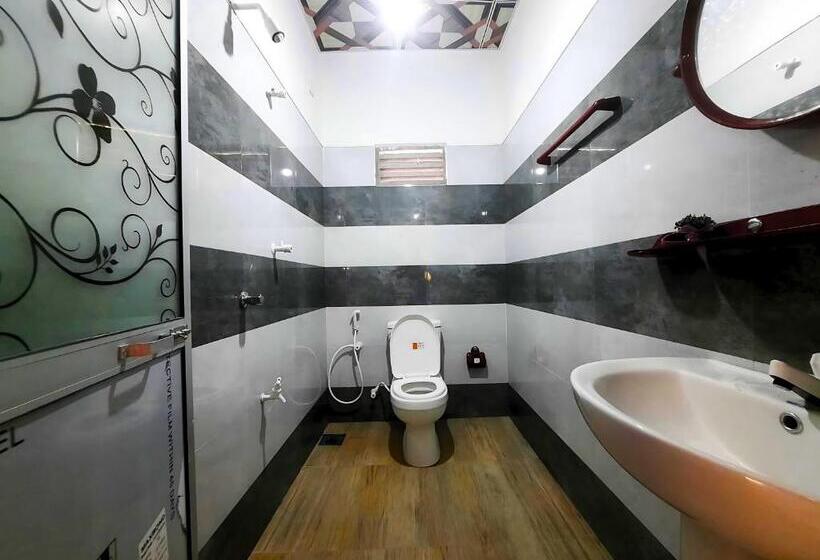 חדר סטנדרט לשלושה, Batu S Safari Lodge Udawalawe