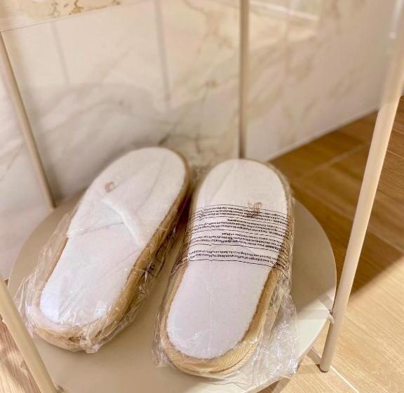 اتاق سوپریور با تخت بزرگ, Feel Boutique Rooms