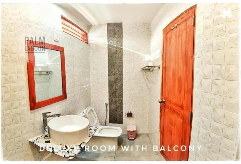 اتاق لوکس با بالکن, Palm Lagoon