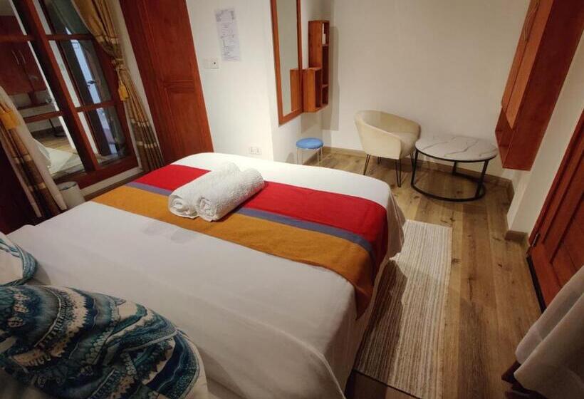 اتاق لوکس با چشمانداز شهر, Palm Lagoon