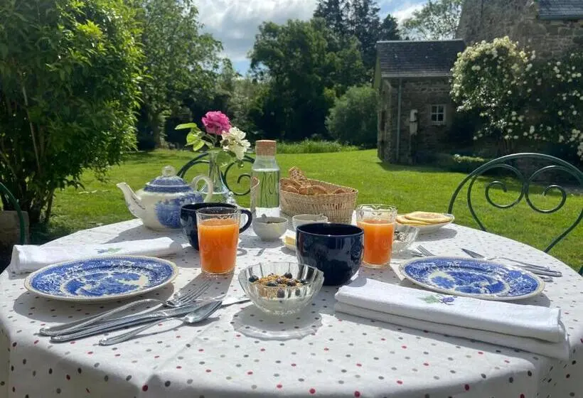 ガーデンビュースタンダードルーム, Chambres D Hôtes   Domaine Les Sources