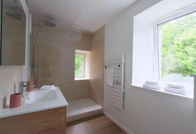 ガーデンビュースタンダードルーム, Chambres D Hôtes   Domaine Les Sources
