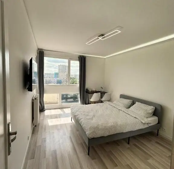 バルコニー付きデラックスルーム, Charmant B&b Espace Et Confort