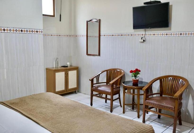 豪华房间, Garuda Setia