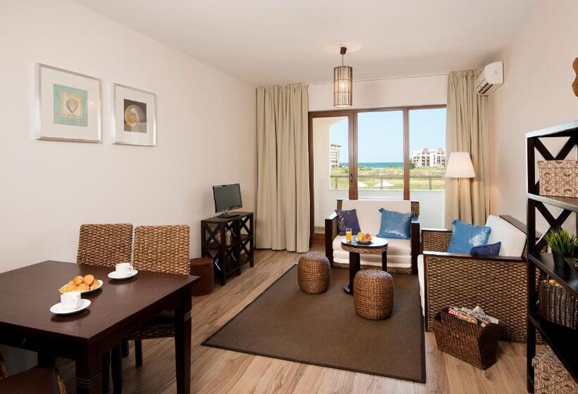 带阳台两卧公寓, Sunrise Residence Room Only Furnished Apartments  сънрайз резиденс апартаменти