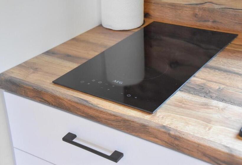 اتاق استاندارد, Home Stay Juniper