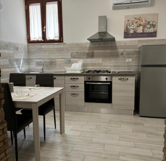 패밀리 룸, Il Palazzo Dell Alto Prelato