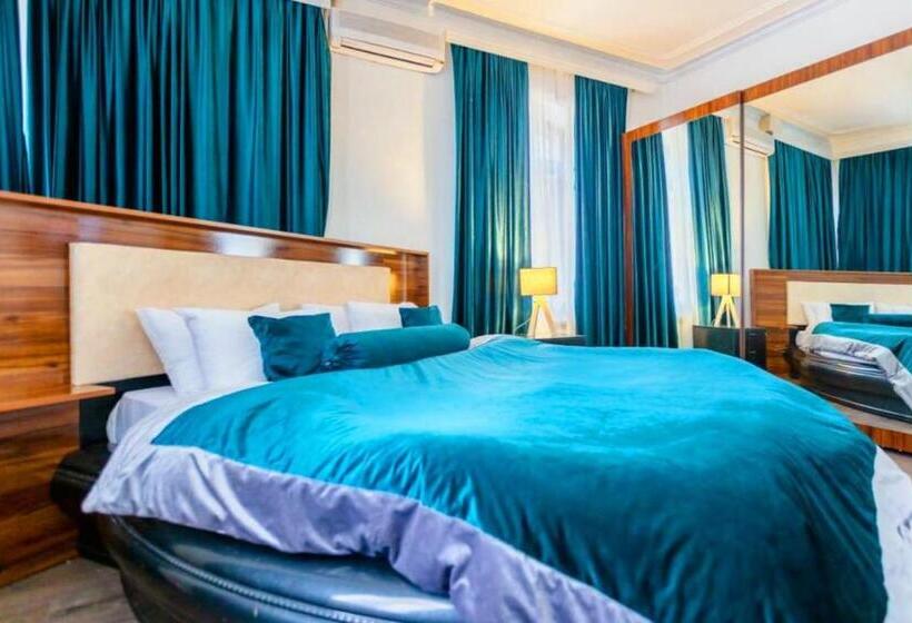 اتاق استاندارد, Jeanne D Arc