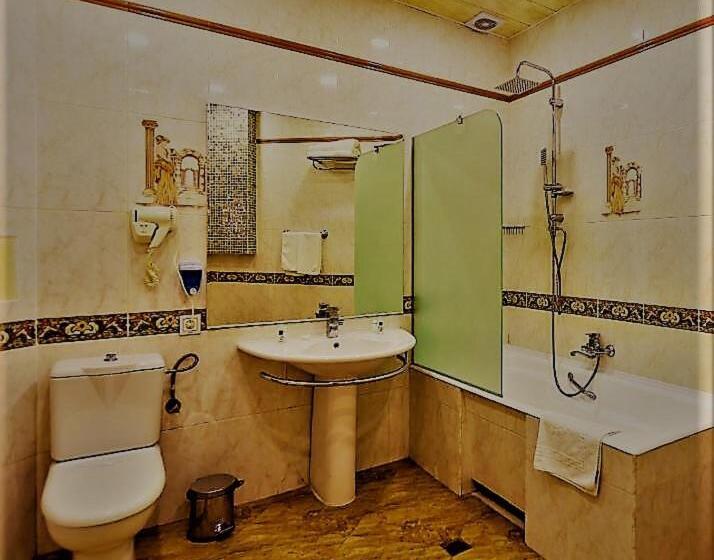 اتاق سوپریور, Jeanne D Arc