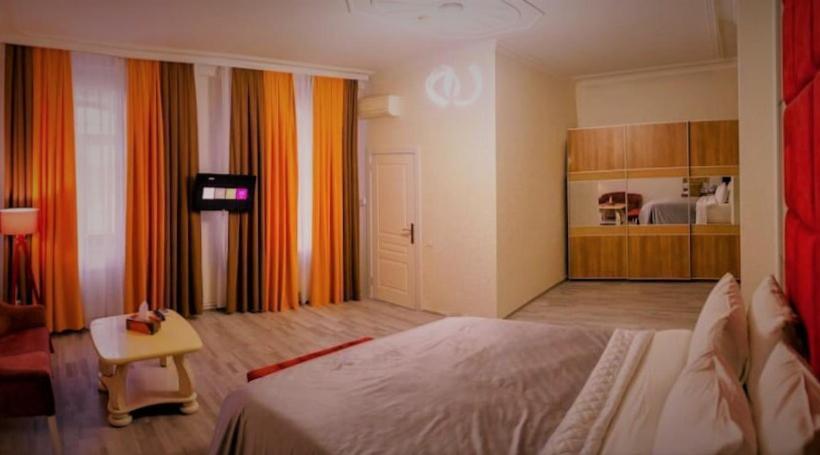 اتاق سوپریور, Jeanne D Arc