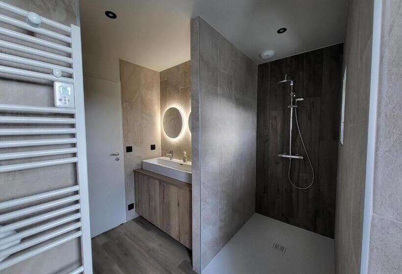 オーシャンビュースタンダードルーム, Ker Tal