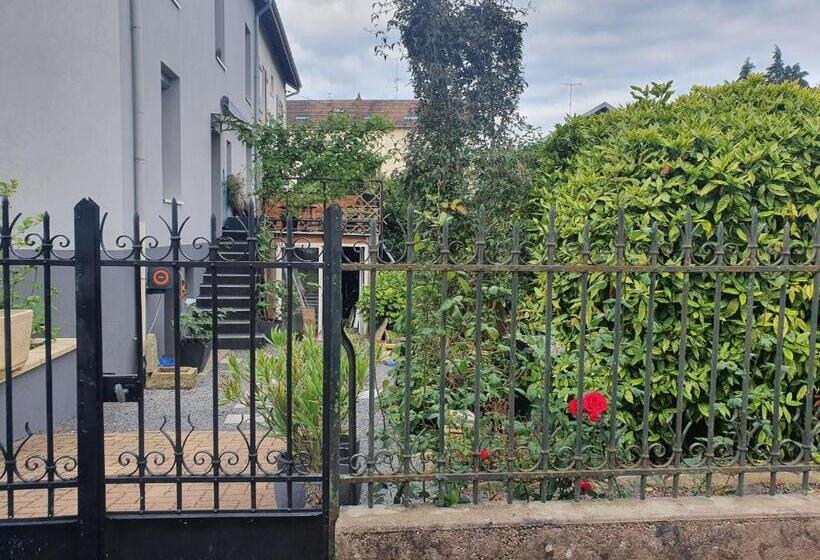 패밀리 룸, La Casetta