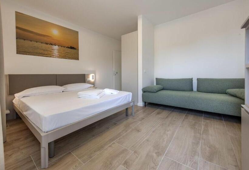 Трехместный Номер Deluxe, Stadio Luxury Guesthouse
