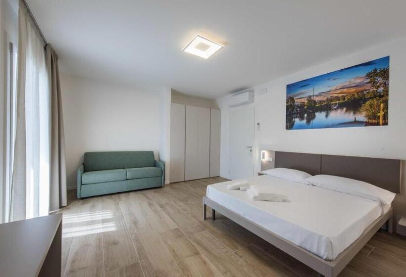 חדר דלוקס לארבעה, Stadio Luxury Guesthouse