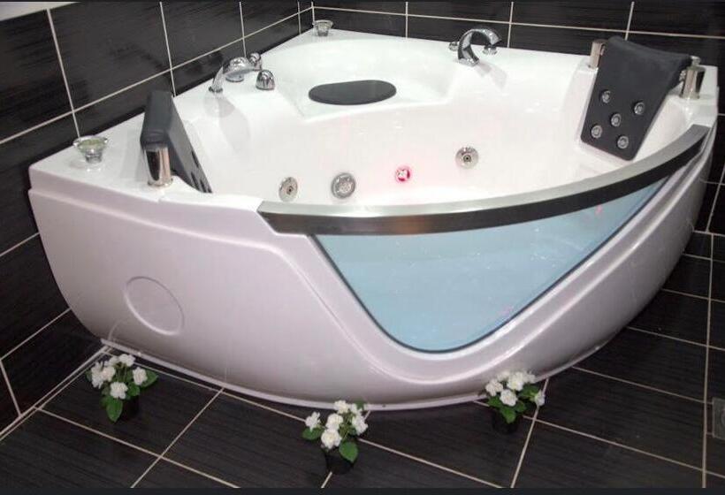 آپارتمان لوکس 1 خوابه, مجموعة كاستيلو