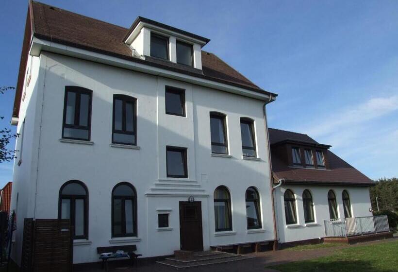 バスルーム共同エコノミー4人部屋, Klaarcamp