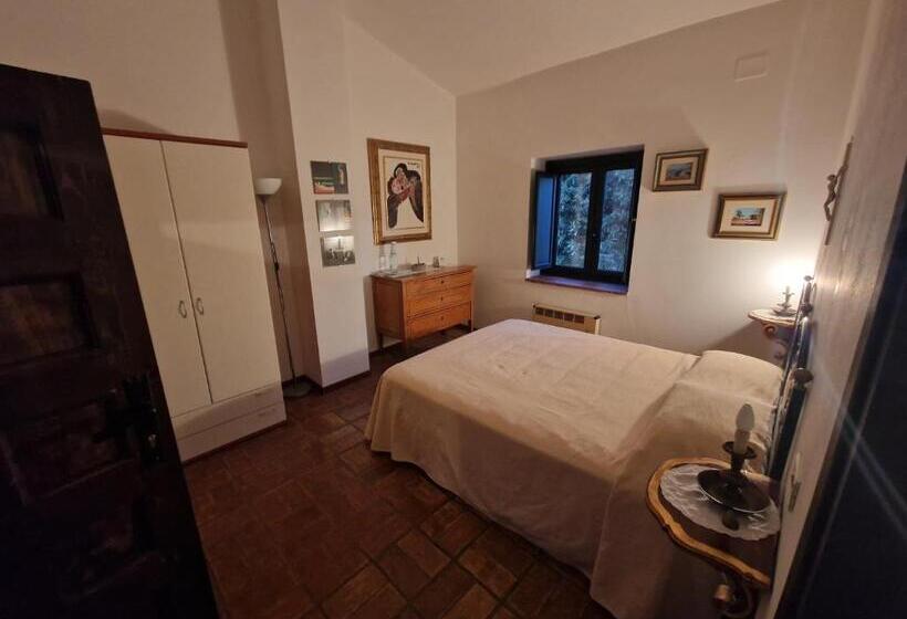 اتاق استاندارد با چشم‌انداز دریا, B&b Convento Dei Riformati