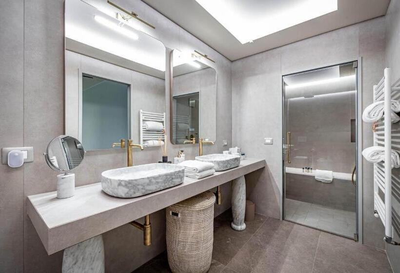 سوئیت 2 خوابه, Dimora Collection   Le Corti   Boutique Luxury Suites In 13th Century Villa   Adults Only