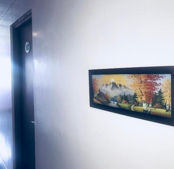 이그제큐티브 룸, Asian International