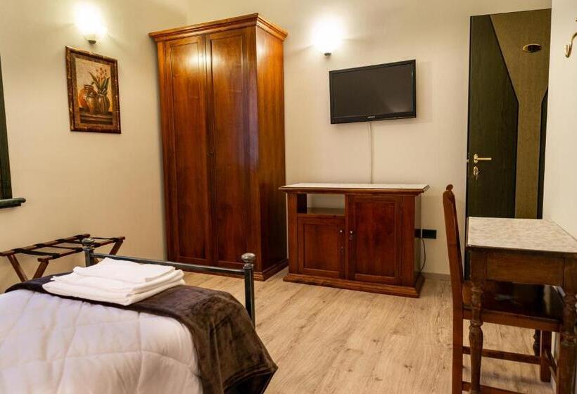 Номер Стандарт Индивидуальный, Castellucchio