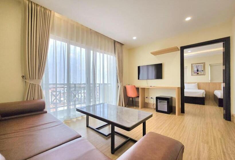 غرفة ديلوكس عائلية, Douangchan Plaza