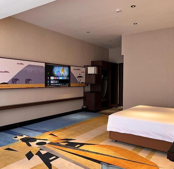 Полулюкс, Monkeys Canopy Resort