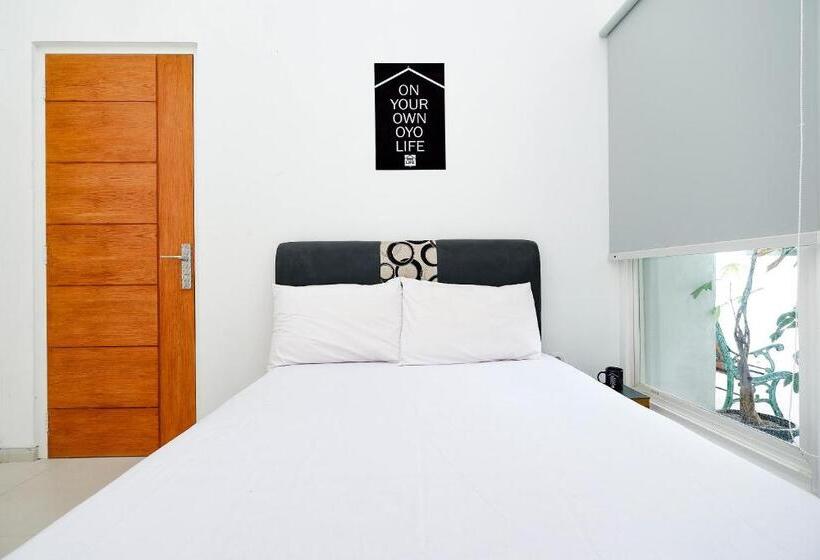 Номер Deluxe, Oyo Life 2491 Omah Puspa