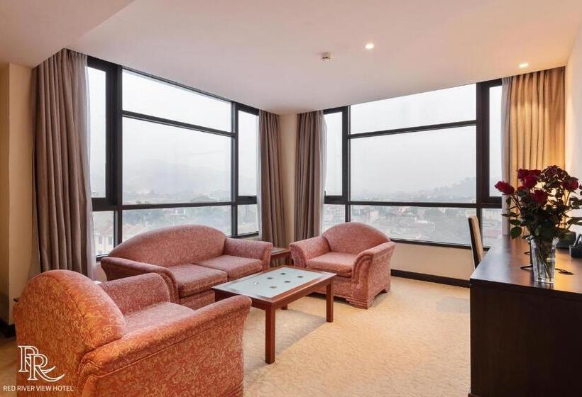 سوییت لوکس, Red River View