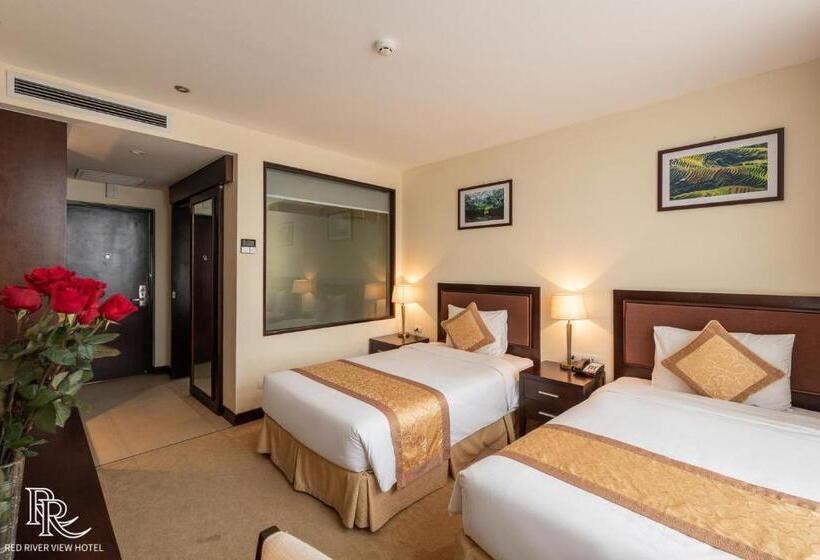 اتاق لوکس سه تخته, Red River View