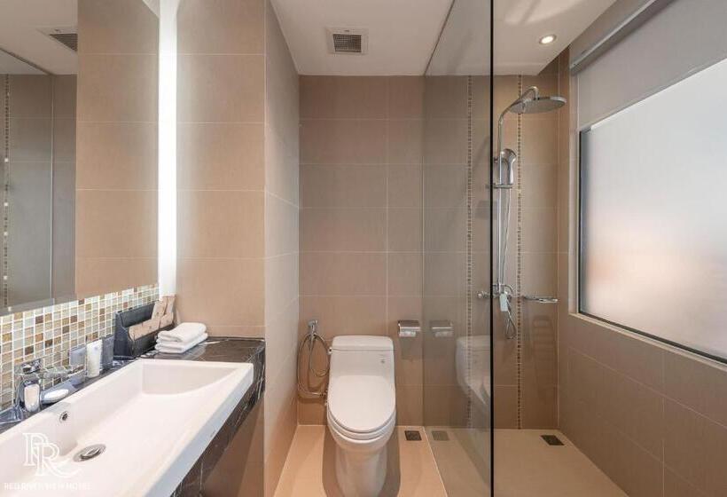 اتاق سوپریور, Red River View