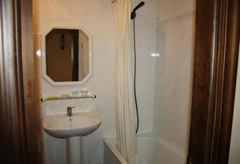 스탠다드 룸, Restaurante Atalaya