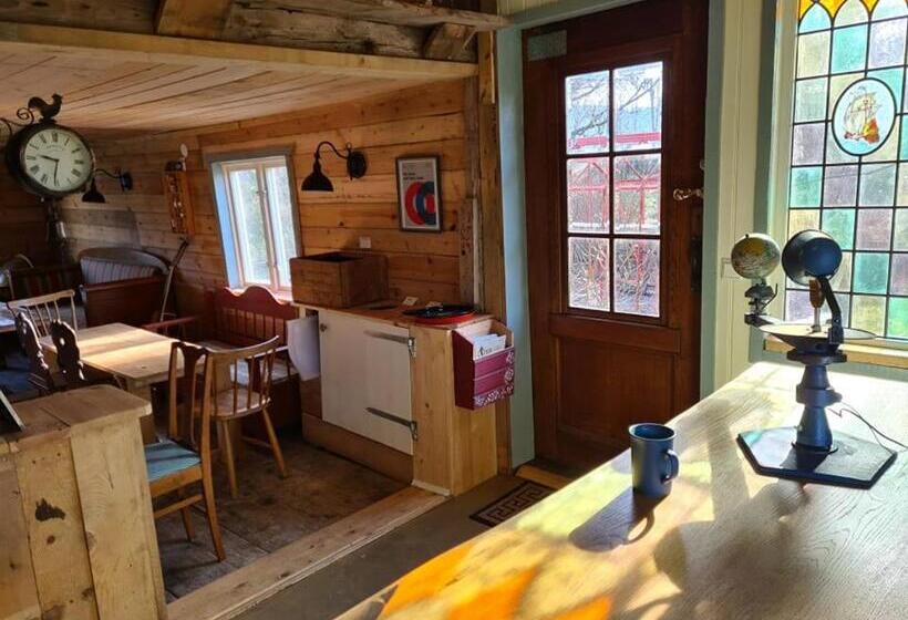 غرفة قياسية حمام مشترك, The Thistle Inn   Eko Farmstay