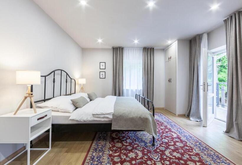 バルコニー付きデラックスルーム, Zátoka