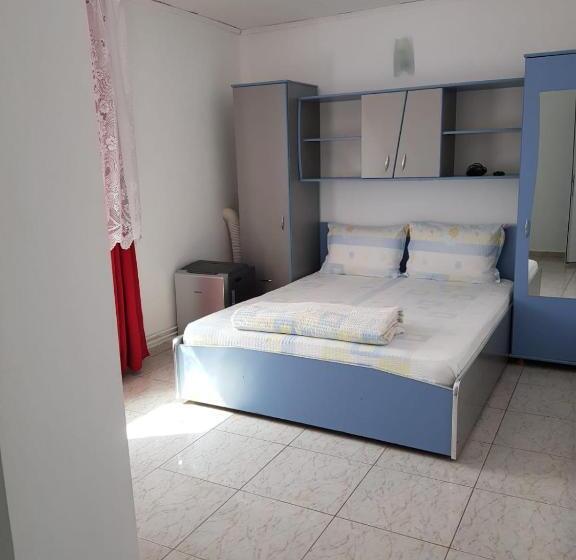 标准间, Casa Adina