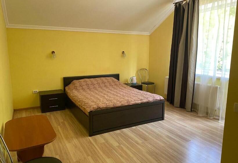 Номер Стандарт с Балконом, Guest House Pan Hohol