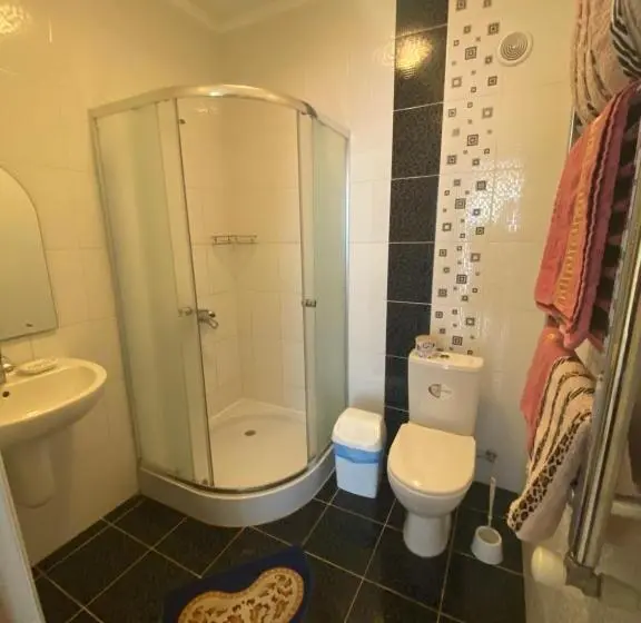 Standard Triple Room with Terrace, Guest House Pan Hohol