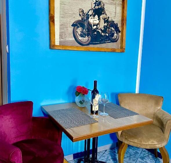 اتاق لوکس با چشمانداز باغ, Vila đuričić 300m Od Mora