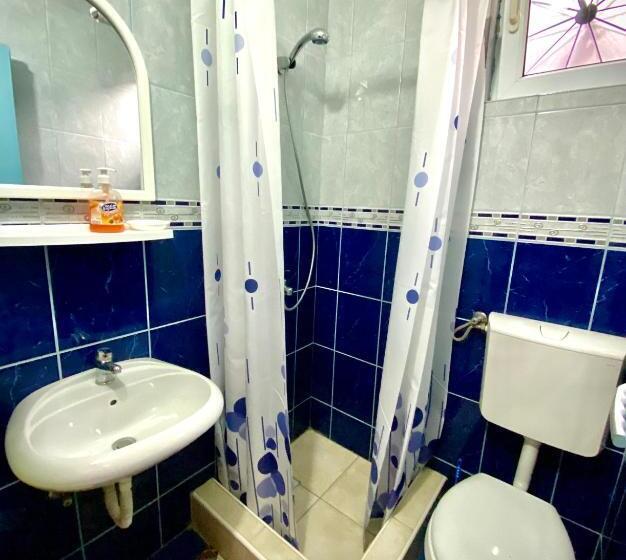 اتاق استاندارد چهار تخته, Vila đuričić 300m Od Mora