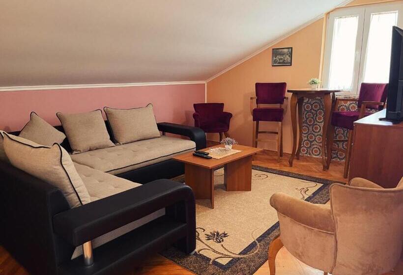 آپارتمان 2 خوابه, Vila đuričić 300m Od Mora