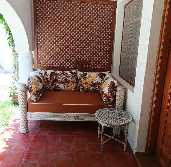 استودیوی استاندارد, Studio Leliya