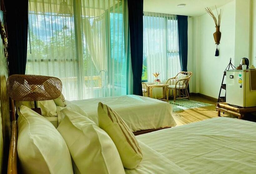 Pokój Standard, Pupah Kanna Pua ปู๋ ป๋าล์ คันนา ปัว